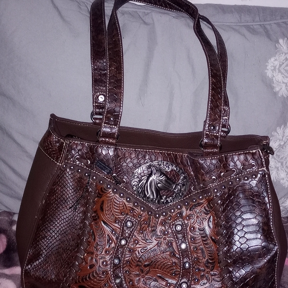 NWT Haley Beez Western Shoulder bag